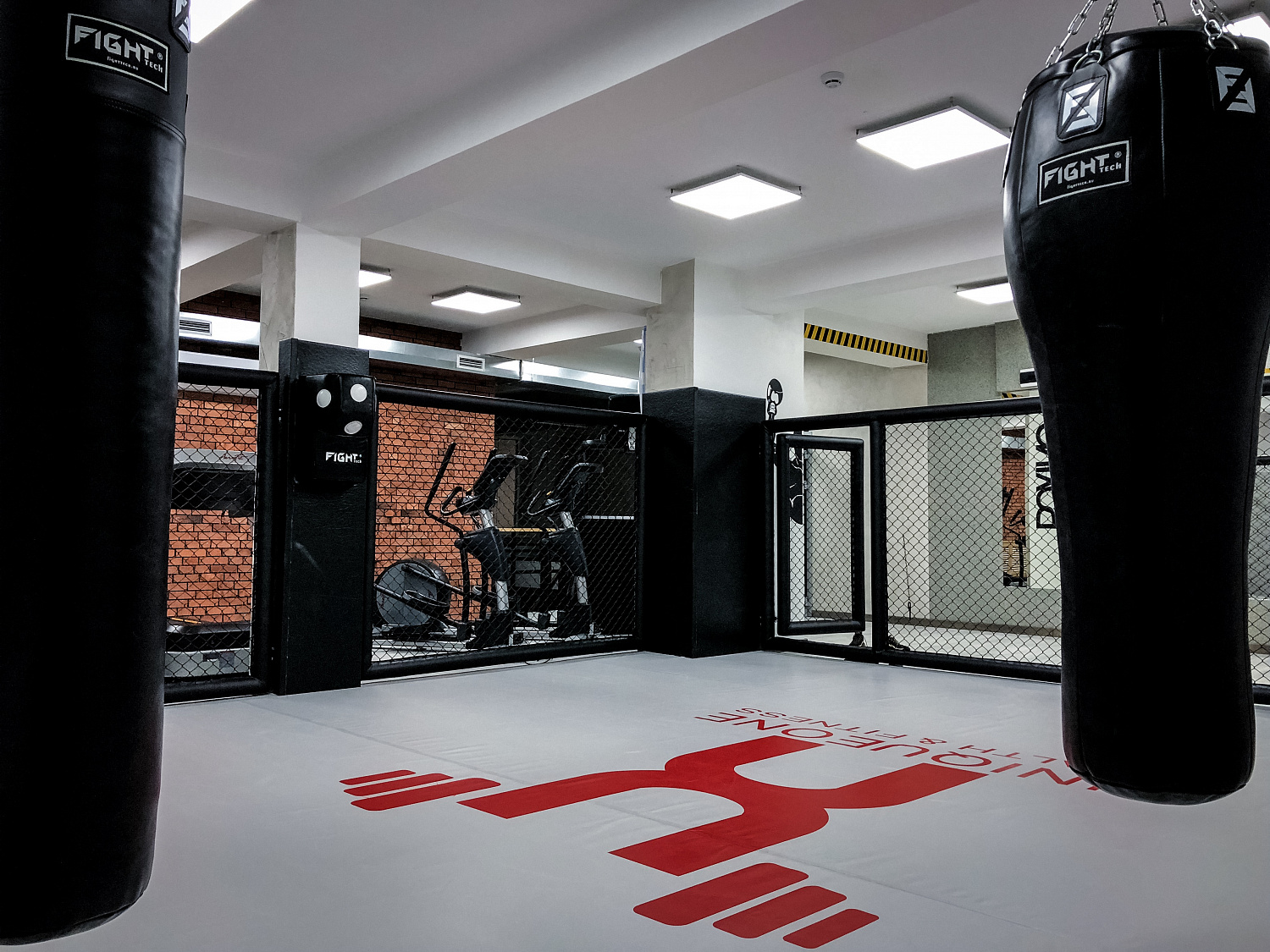Фитнес-клуб "Unique one Health & Fitness"